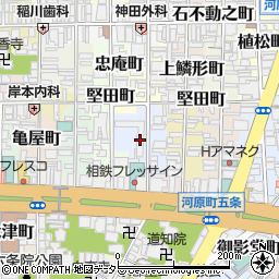 京都府京都市下京区本神明町411周辺の地図