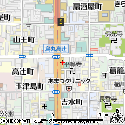 セブンイレブン京都烏丸高辻店周辺の地図