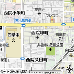京都府京都市右京区西院坤町83周辺の地図