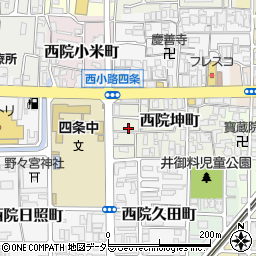 京都府京都市右京区西院坤町25周辺の地図