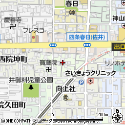 京都府京都市右京区西院松井町24周辺の地図