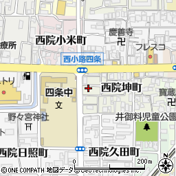 京都府京都市右京区西院坤町15周辺の地図
