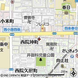 京都府京都市右京区西院坤町114周辺の地図