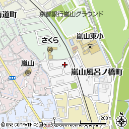 京都府京都市西京区嵐山風呂ノ橋町2-82周辺の地図