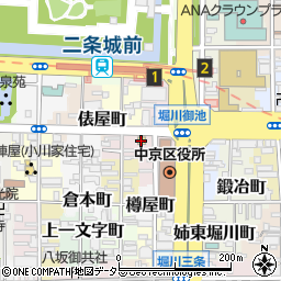 ファミリーマート堀川御池店周辺の地図