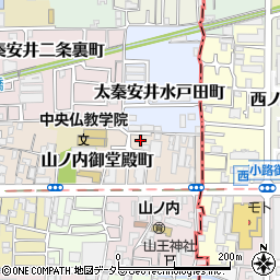 京都府京都市右京区山ノ内御堂殿町13-1周辺の地図