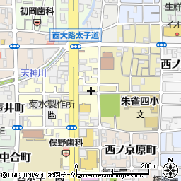 京都府京都市中京区西ノ京南上合町82周辺の地図