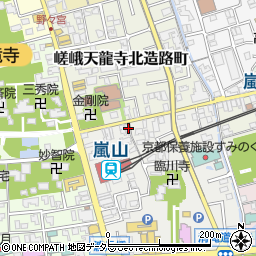 京都府京都市右京区嵯峨天龍寺造路町12周辺の地図