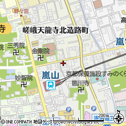 京都府京都市右京区嵯峨天龍寺造路町11周辺の地図