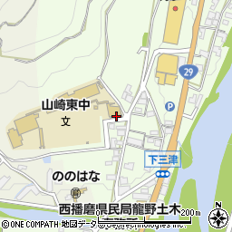 兵庫県宍粟市山崎町三津352周辺の地図