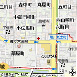 ファミリーマート丸太町猪熊店周辺の地図
