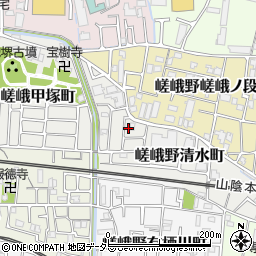 京都府京都市右京区嵯峨野清水町8-2周辺の地図