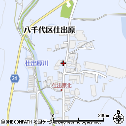 兵庫県多可郡多可町八千代区仕出原194周辺の地図