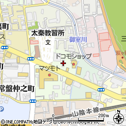 ダックス　太秦店周辺の地図