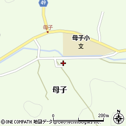 兵庫県三田市母子650-2周辺の地図