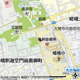 京都府京都市右京区嵯峨釈迦堂大門町23周辺の地図