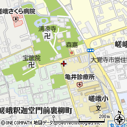 京都府京都市右京区嵯峨釈迦堂大門町17周辺の地図