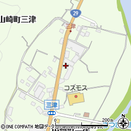 兵庫県宍粟市山崎町三津182-2周辺の地図