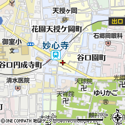 嵐電妙心寺駅前周辺の地図