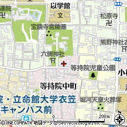 京都府京都市北区等持院中町7周辺の地図