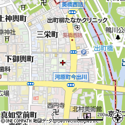 京都府京都市上京区三芳町136-1周辺の地図