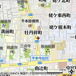 京都府京都市上京区西五辻東町74周辺の地図