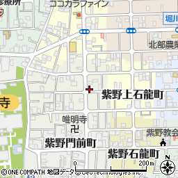 松屋陶器店周辺の地図
