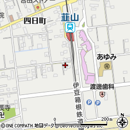静岡県伊豆の国市四日町740周辺の地図