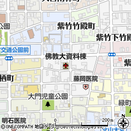 佛教大資料棟周辺の地図