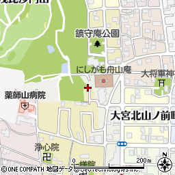 京都府京都市北区大宮薬師山東町11-26周辺の地図