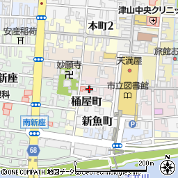 岡山県津山市新職人町22-1周辺の地図