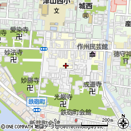 岡山県津山市西今町35周辺の地図