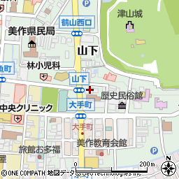 津山信用金庫本店周辺の地図