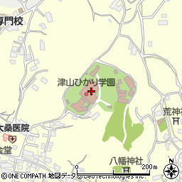 津山ひかり学園周辺の地図