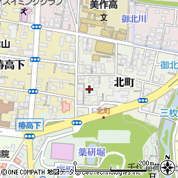 岡山県津山市北町47-13周辺の地図