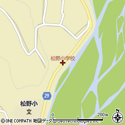 松野小学校周辺の地図