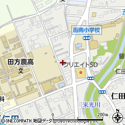 静岡県田方郡函南町仁田114-6周辺の地図