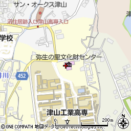津山市役所　総務部津山市史編さん室周辺の地図