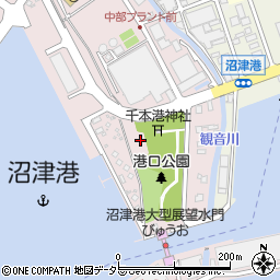 港口公園駐車場周辺の地図