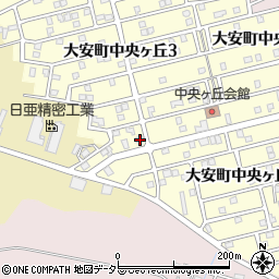 三重県いなべ市大安町中央ヶ丘3丁目2971-243周辺の地図