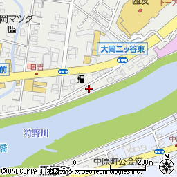 鳴沢ハイツ周辺の地図