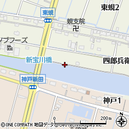 愛知県弥富市四郎兵衛町川東周辺の地図