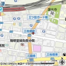 三青ビル周辺の地図
