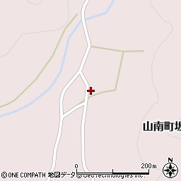 兵庫県丹波市山南町坂尻243周辺の地図