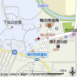 千葉県鴨川市八色52周辺の地図