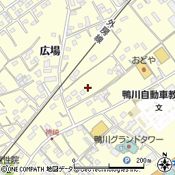 千葉県鴨川市広場952周辺の地図