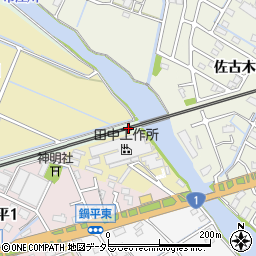 愛知県弥富市六條町ウルメ周辺の地図