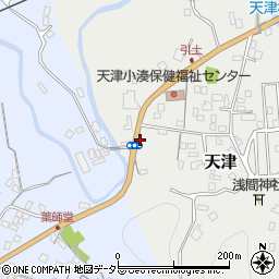 千葉県鴨川市天津122周辺の地図