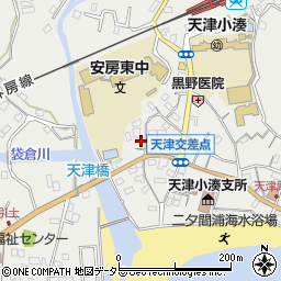 千葉県鴨川市天津1069周辺の地図