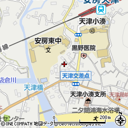 千葉県鴨川市天津1079周辺の地図